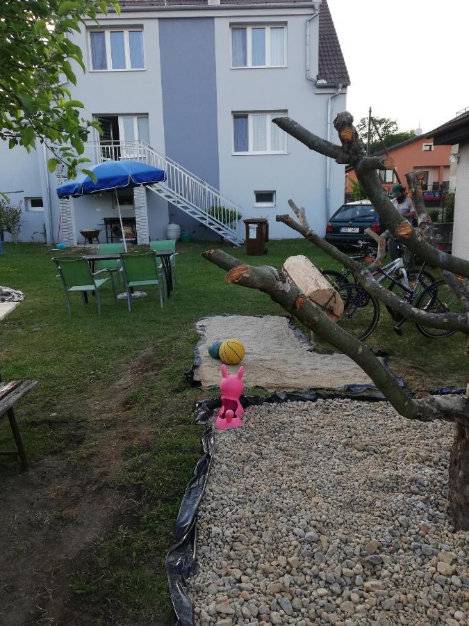 Apartmany Mk U Modre Kocky Nové Hrady Extérieur photo